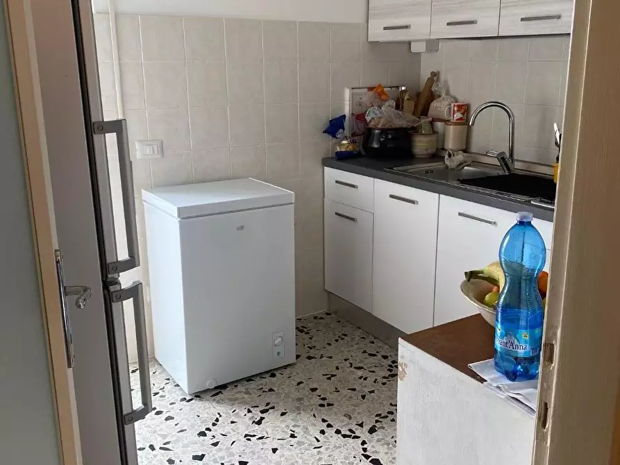 Immagine 16 di Appartamento in vendita  a Viareggio