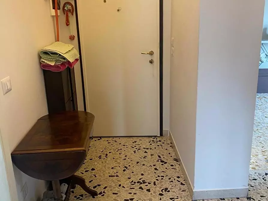 Immagine 15 di Appartamento in vendita  a Viareggio