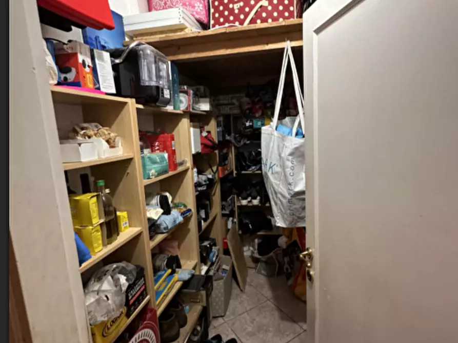 Immagine 2 di Appartamento in vendita  a Firenze