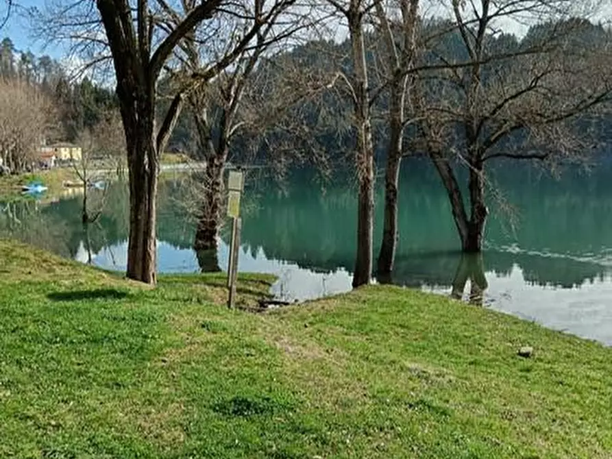 Immagine 60 di Terratetto in vendita  a Minucciano