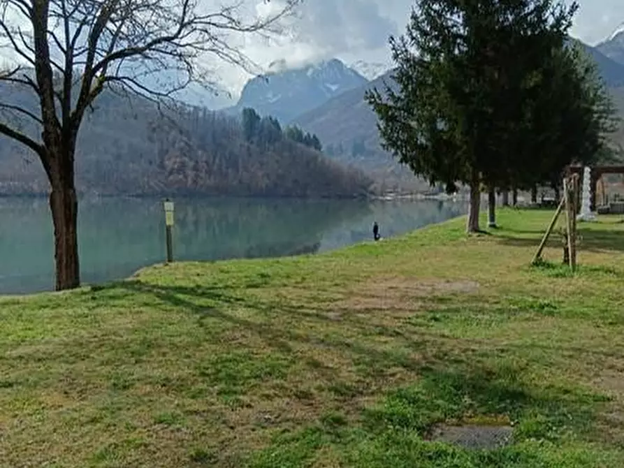 Immagine 57 di Terratetto in vendita  a Minucciano