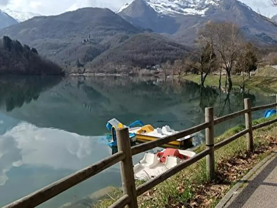 Immagine 53 di Terratetto in vendita  a Minucciano