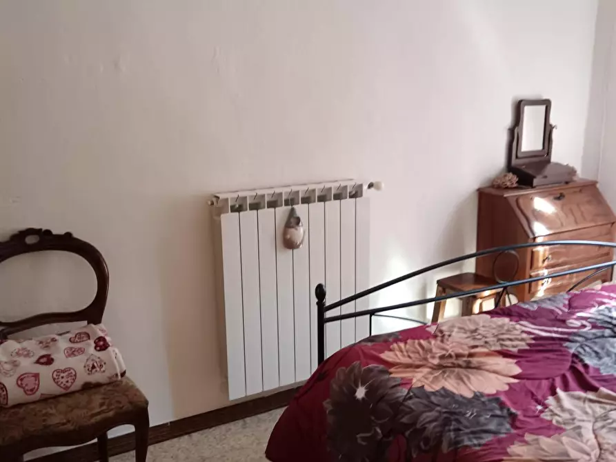 Immagine 11 di Terratetto in vendita  a Minucciano