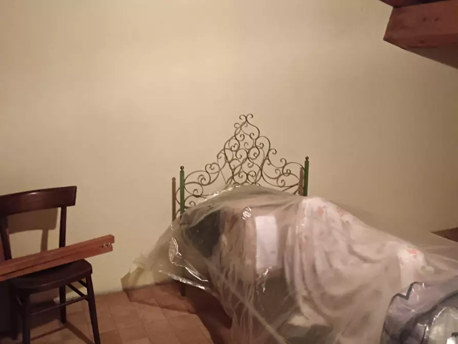 Immagine 42 di Terratetto in vendita  a Minucciano