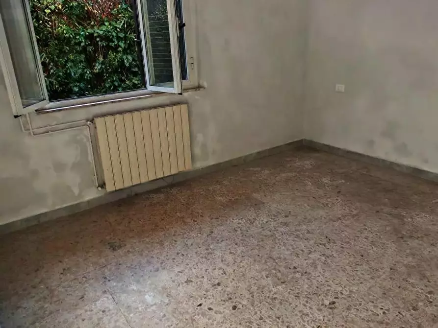 Immagine 10 di Appartamento in vendita  a Massa