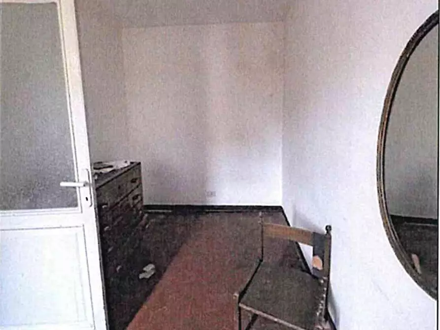 Immagine 9 di Appartamento in vendita  a Castelletto Molina