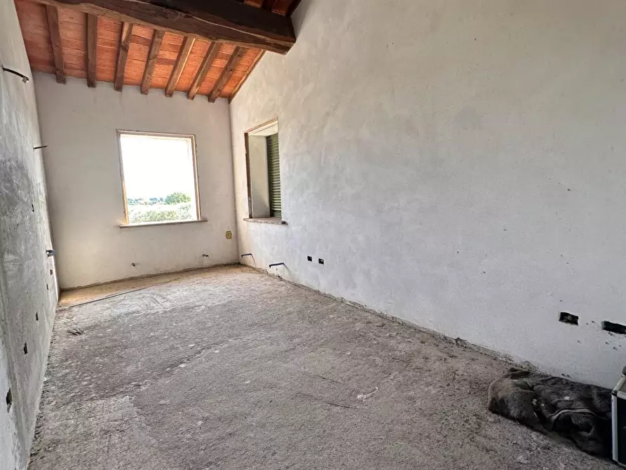 Immagine 11 di Porzione di casa in vendita  a Crespina Lorenzana