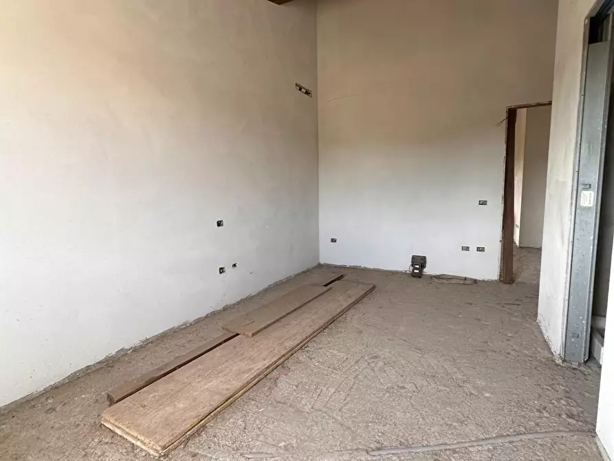 Immagine 8 di Porzione di casa in vendita  a Crespina Lorenzana