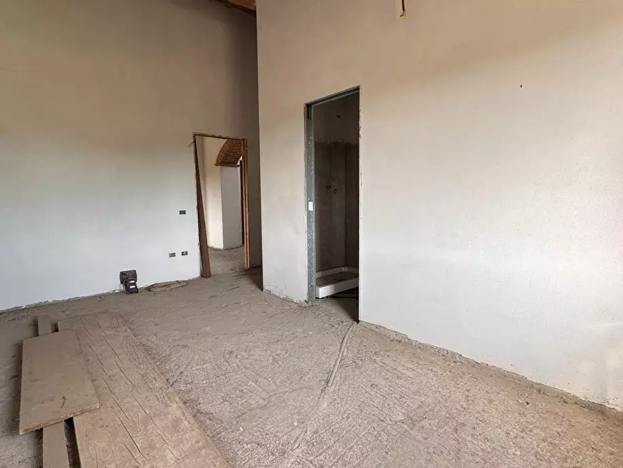 Immagine 7 di Porzione di casa in vendita  a Crespina Lorenzana