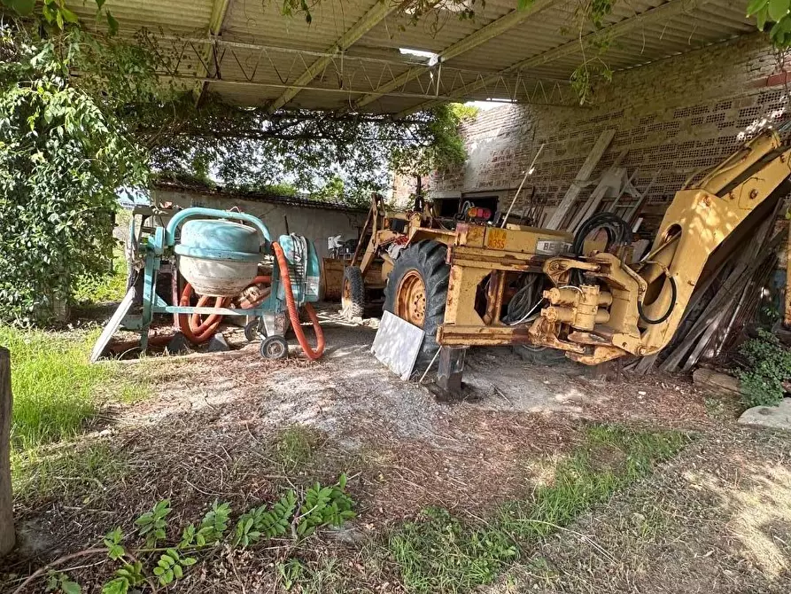 Immagine 32 di Porzione di casa in vendita  a Crespina Lorenzana