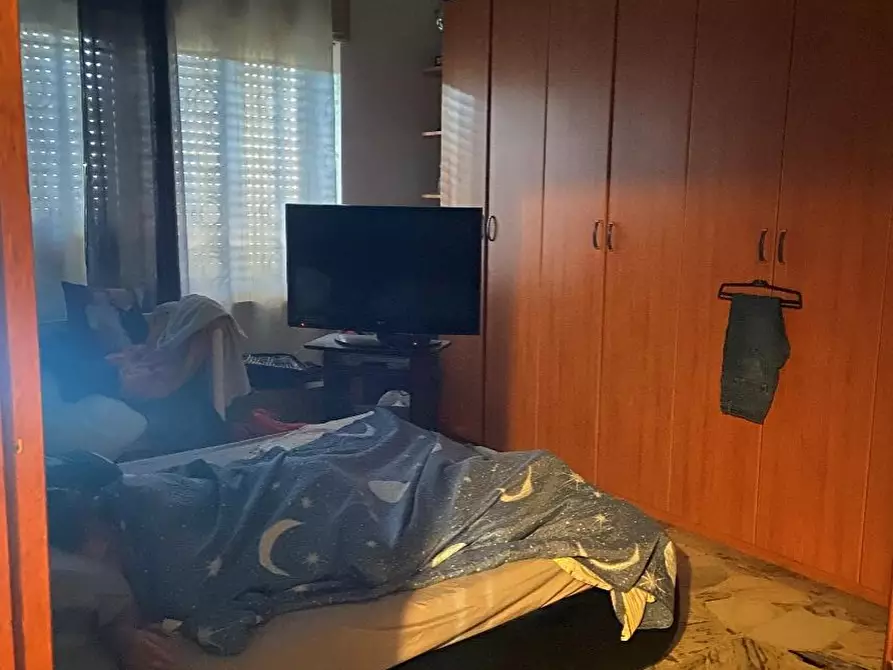 Immagine 17 di Villa in vendita  a Sale