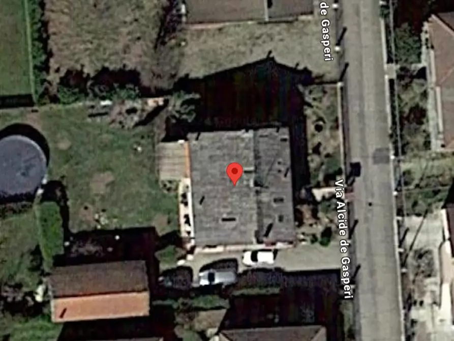 Immagine 23 di Villa in vendita  a Sale