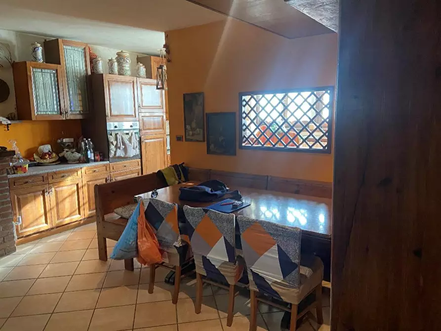 Immagine 11 di Villa in vendita  a Sale