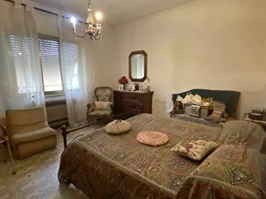 Immagine 6 di Casa indipendente in vendita  a Castelnuovo Magra