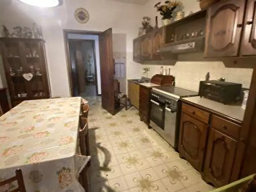 Immagine 1 di Casa indipendente in vendita  a Castelnuovo Magra