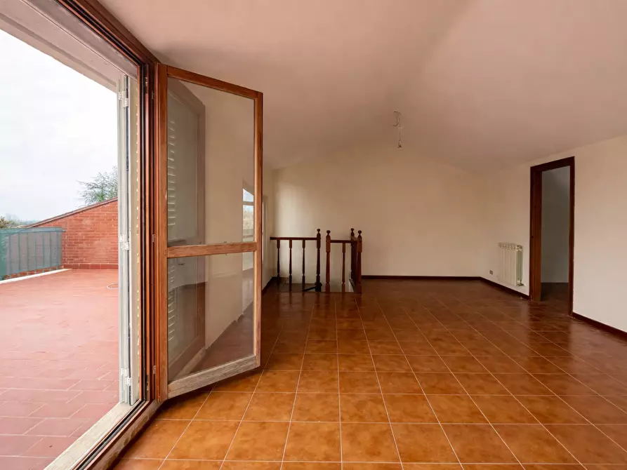 Immagine 23 di Villetta a schiera in vendita  a Pisa