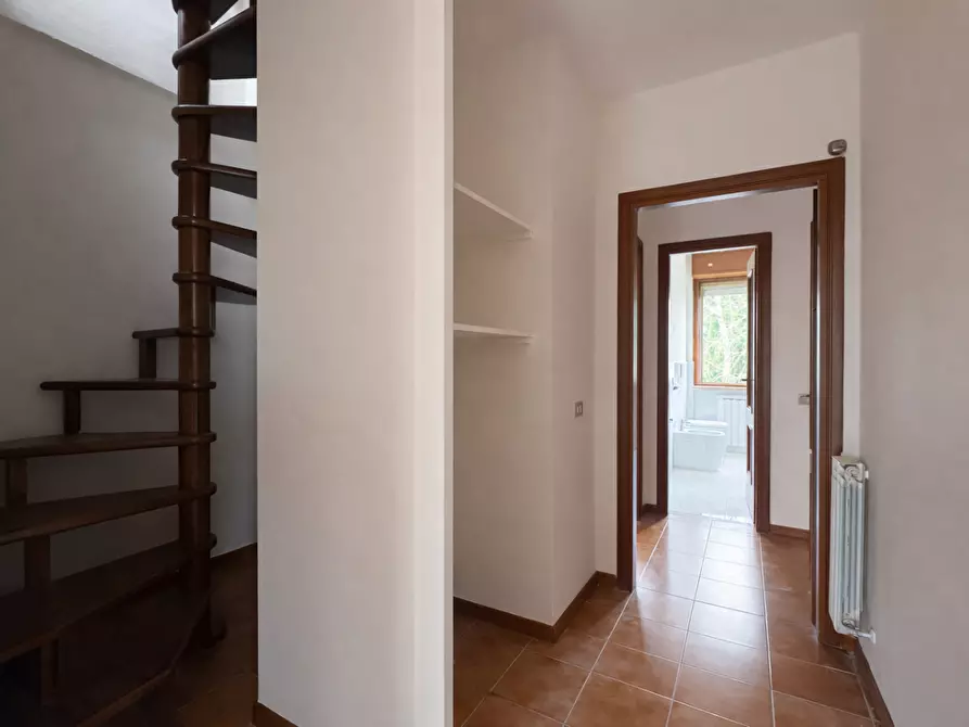 Immagine 9 di Villetta a schiera in vendita  a Pisa