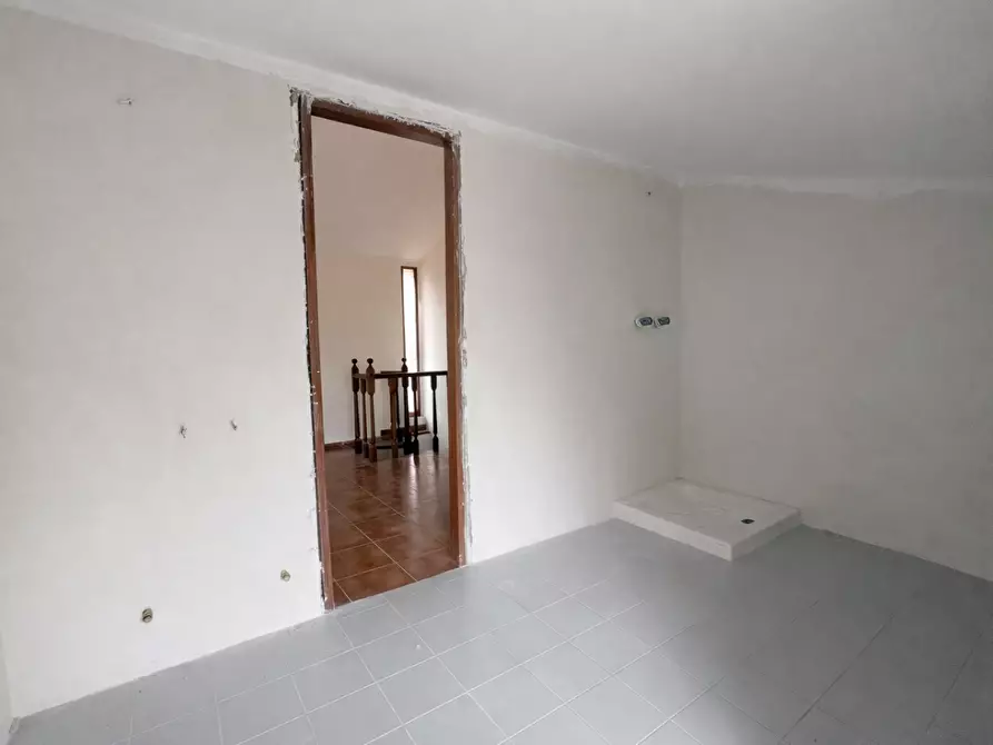 Immagine 21 di Villetta a schiera in vendita  a Pisa