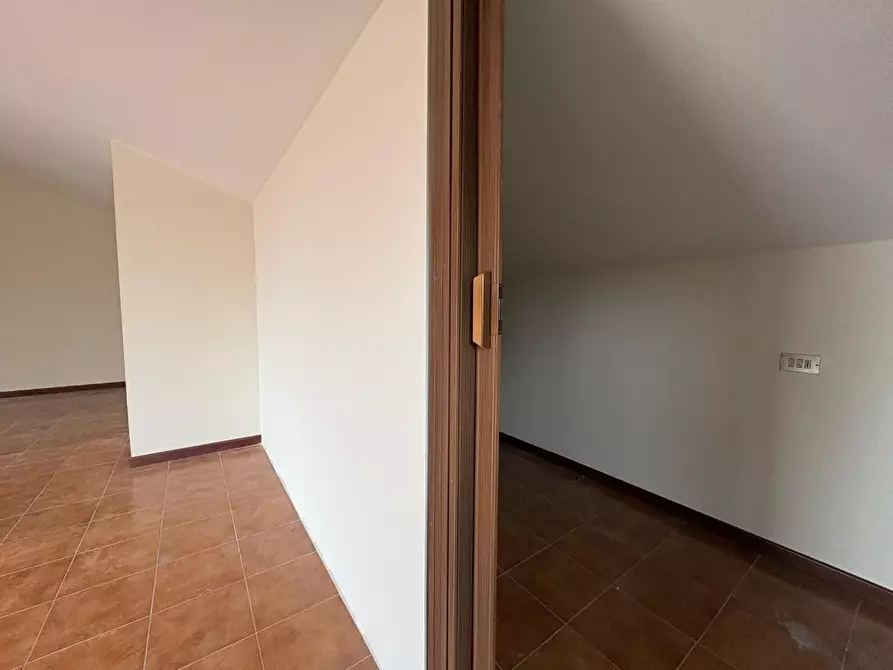 Immagine 18 di Villetta a schiera in vendita  a Pisa