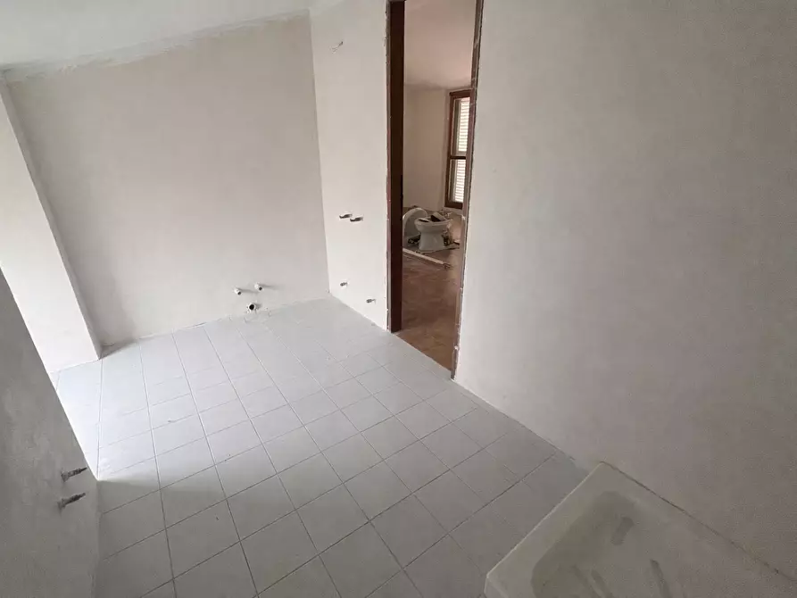 Immagine 22 di Villetta a schiera in vendita  a Pisa