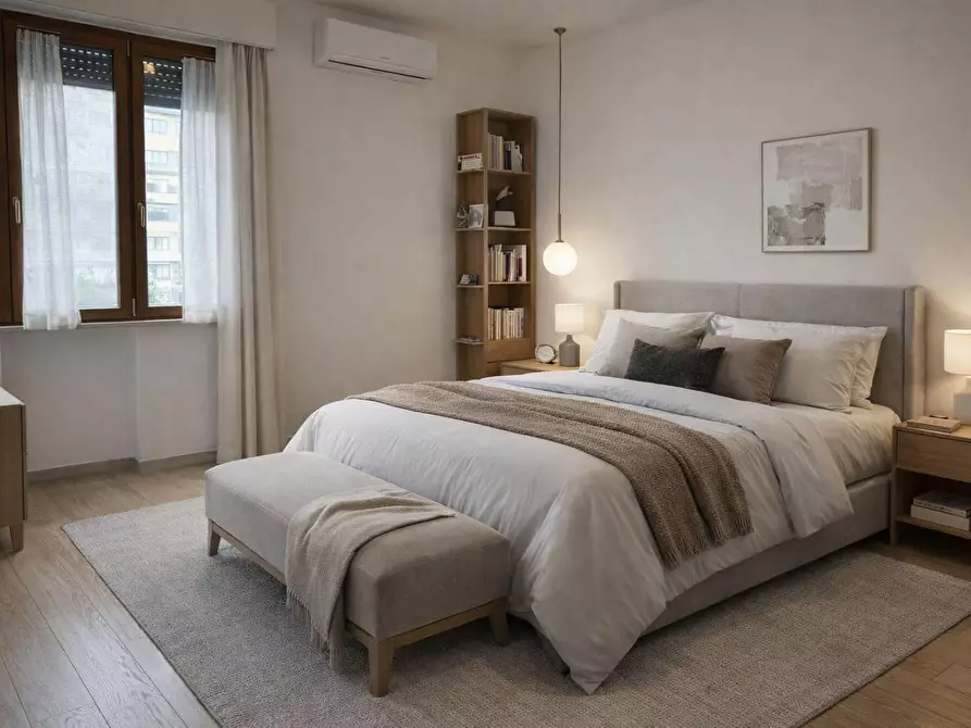 Immagine 25 di Appartamento in vendita  a Lucca