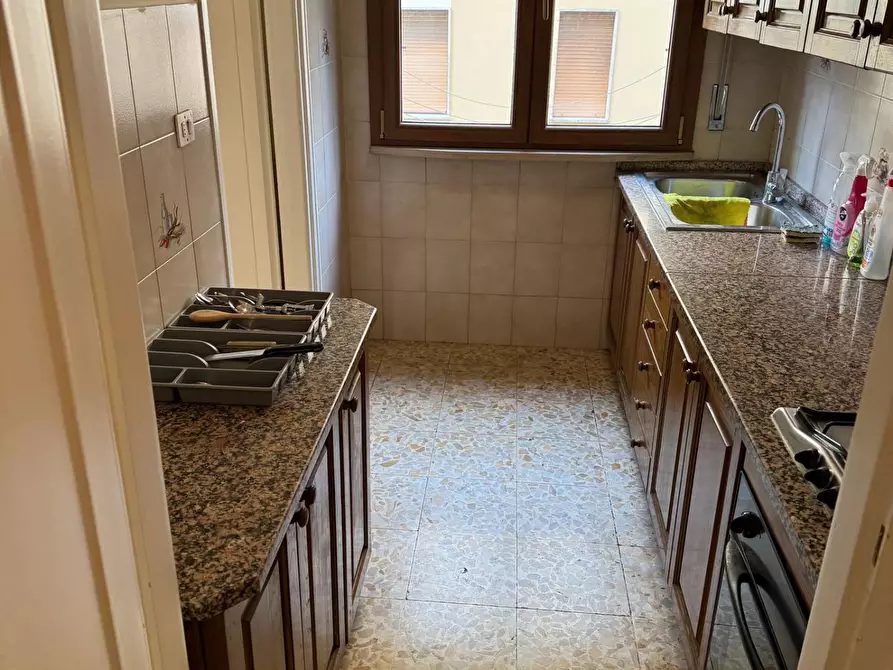 Immagine 6 di Appartamento in vendita  a Lucca