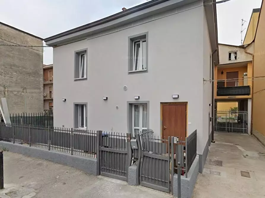 Immagine 2 di Appartamento in vendita  a Limbiate