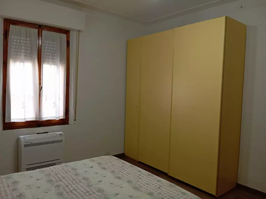 Immagine 14 di Appartamento in vendita  a Poggibonsi