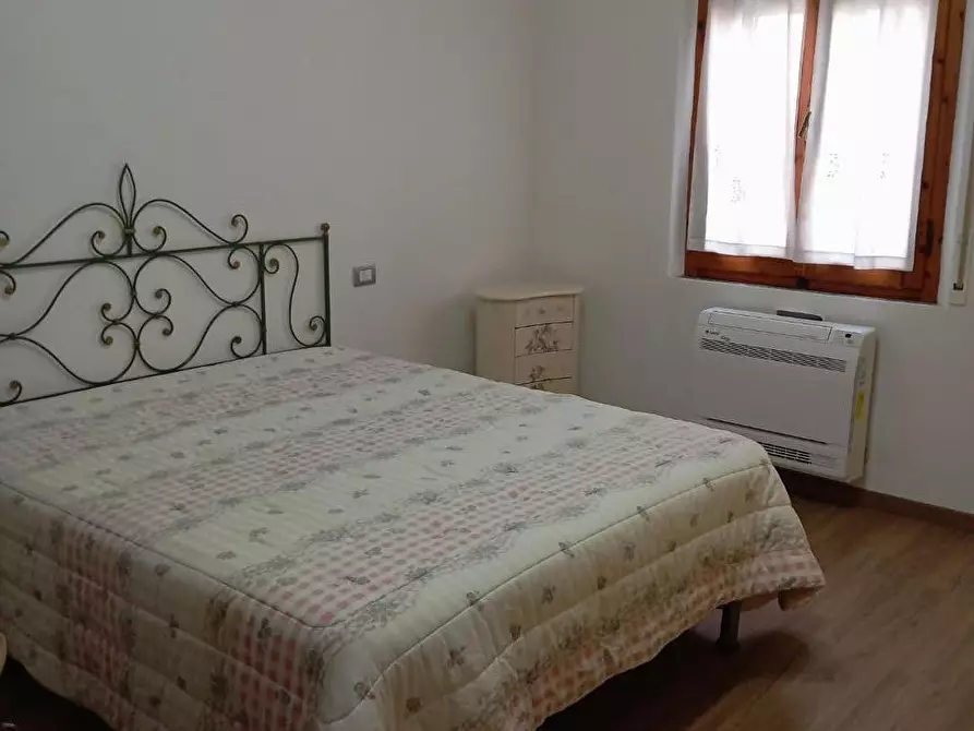 Immagine 12 di Appartamento in vendita  a Poggibonsi