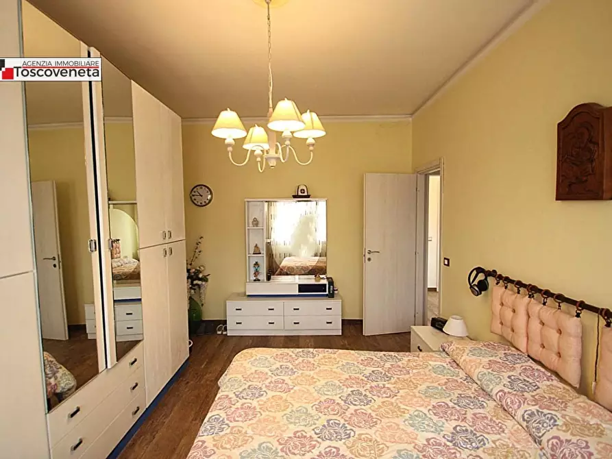 Immagine 14 di Casa indipendente in vendita  a Capannori