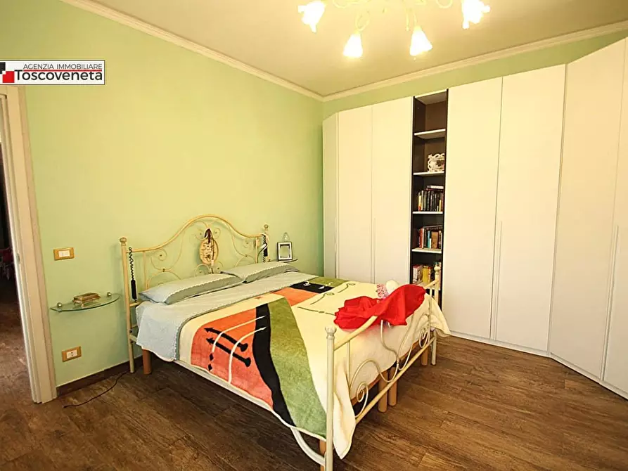 Immagine 11 di Casa indipendente in vendita  a Capannori