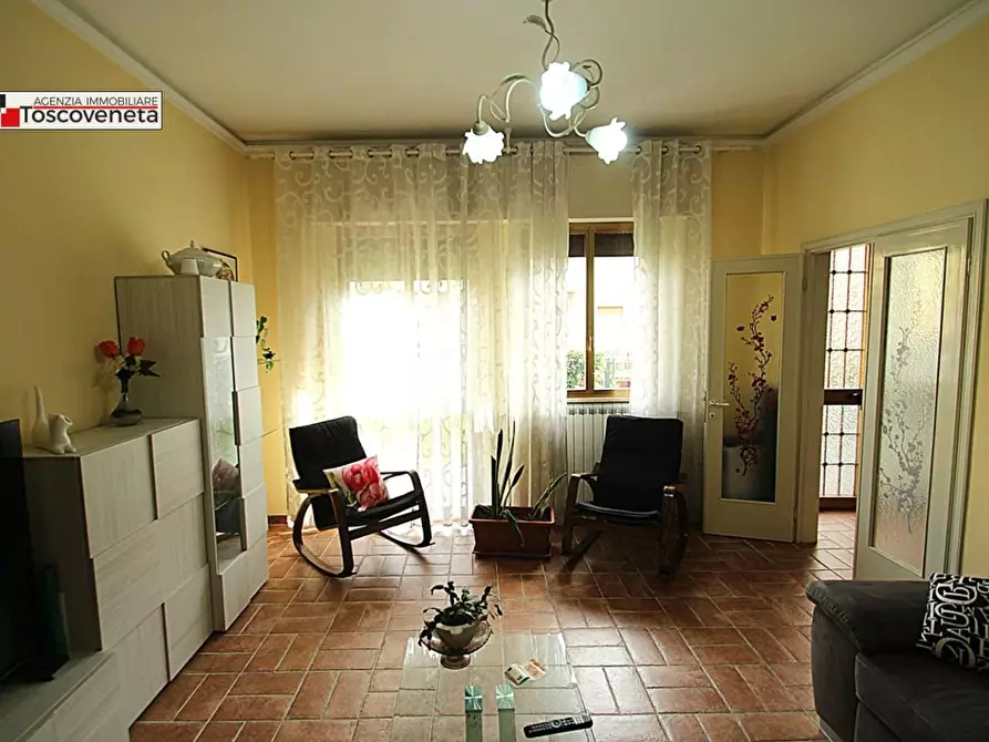 Immagine 8 di Casa indipendente in vendita  a Capannori