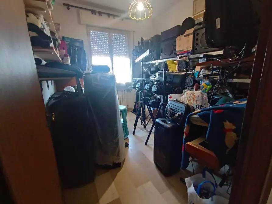 Immagine 27 di Appartamento in vendita  a Massa