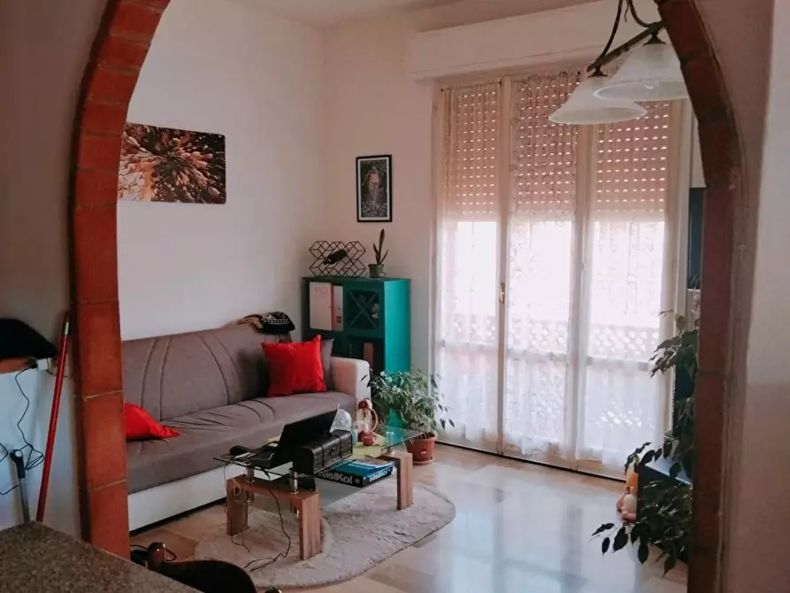 Immagine 11 di Appartamento in vendita  a Massa