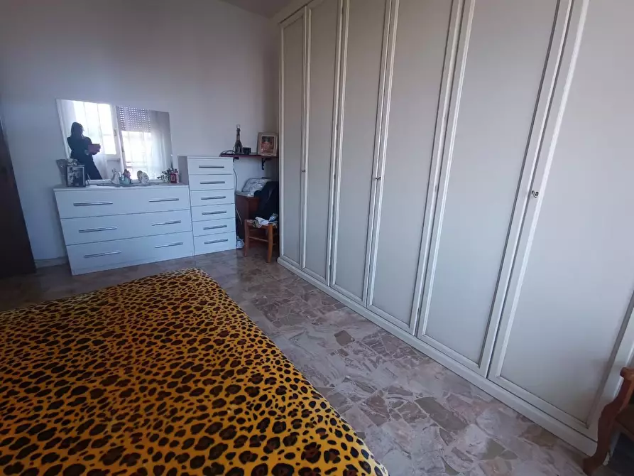 Immagine 18 di Appartamento in vendita  a Massa