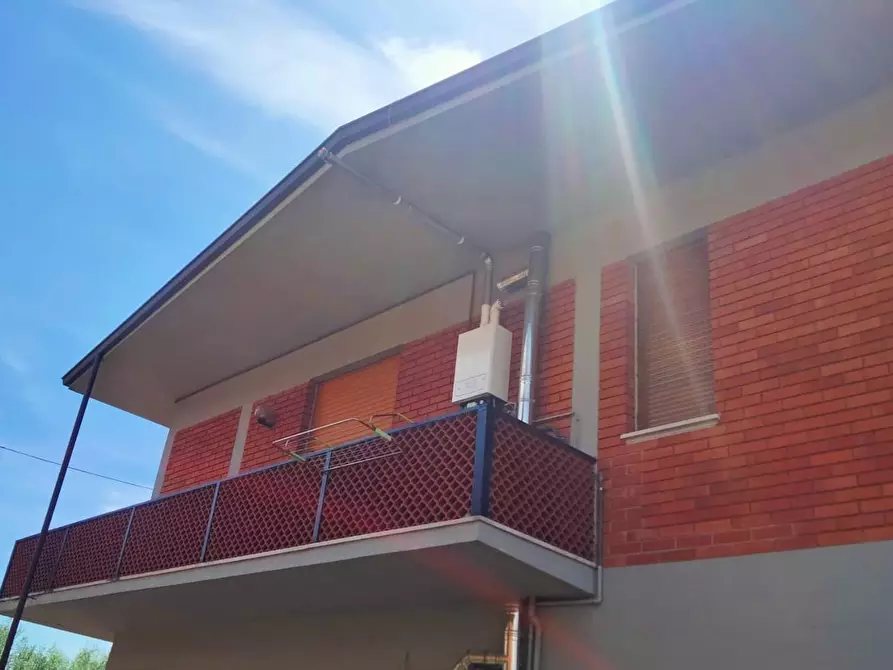 Immagine 29 di Appartamento in vendita  a Massa