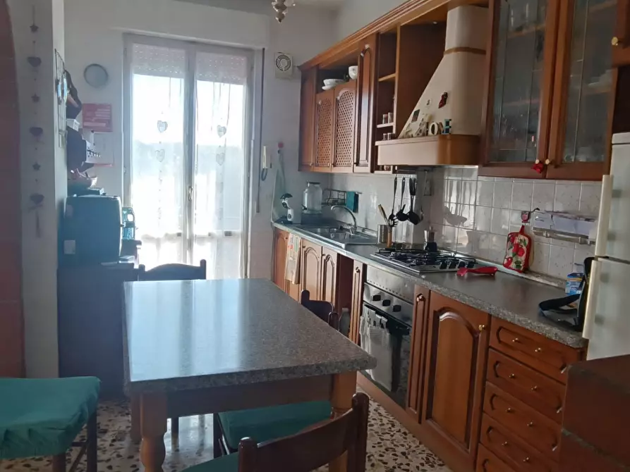 Immagine 15 di Appartamento in vendita  a Massa