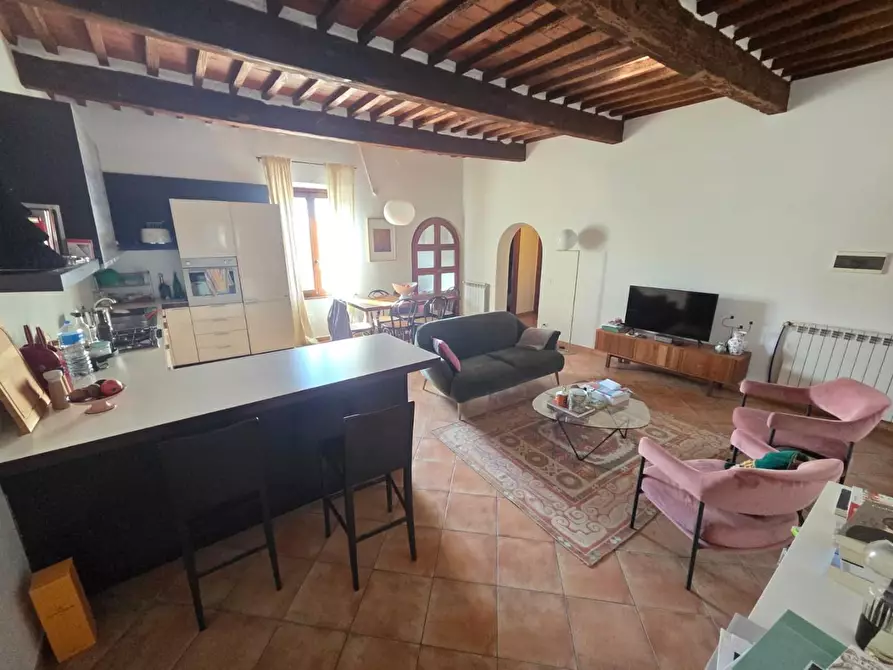 Immagine 2 di Appartamento in vendita  a Cascina