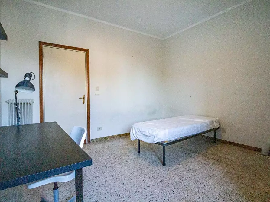 Immagine 17 di Appartamento in vendita  a Pisa