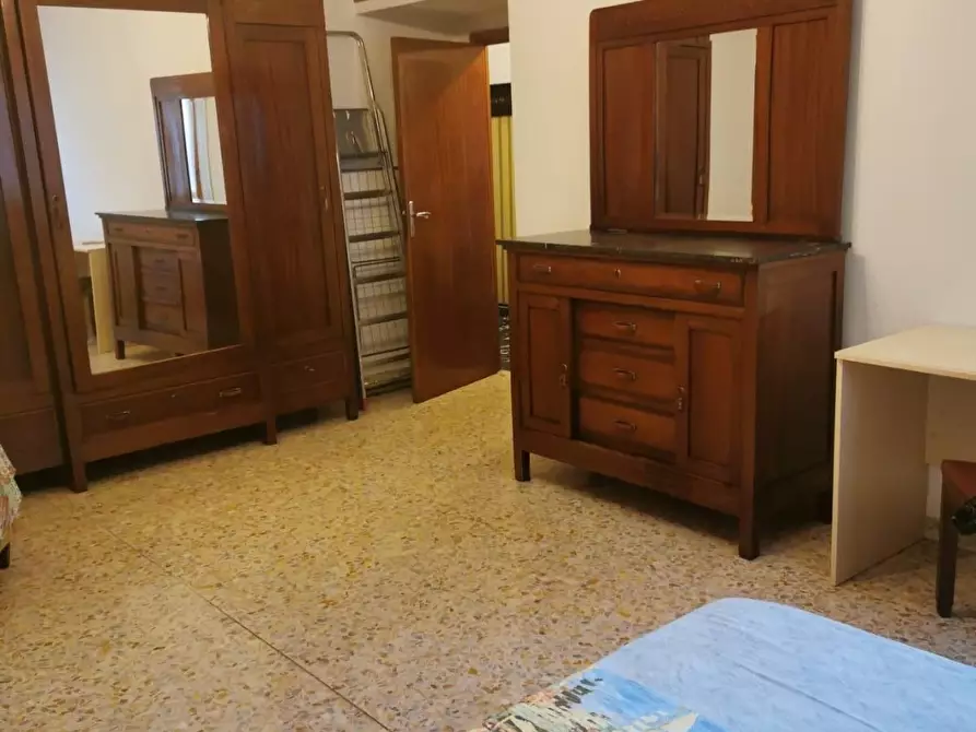 Immagine 7 di Appartamento in vendita  a Siena