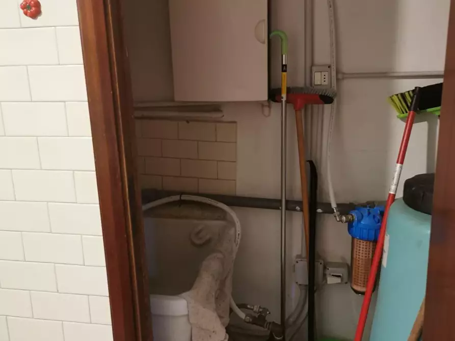 Immagine 6 di Appartamento in vendita  a Siena