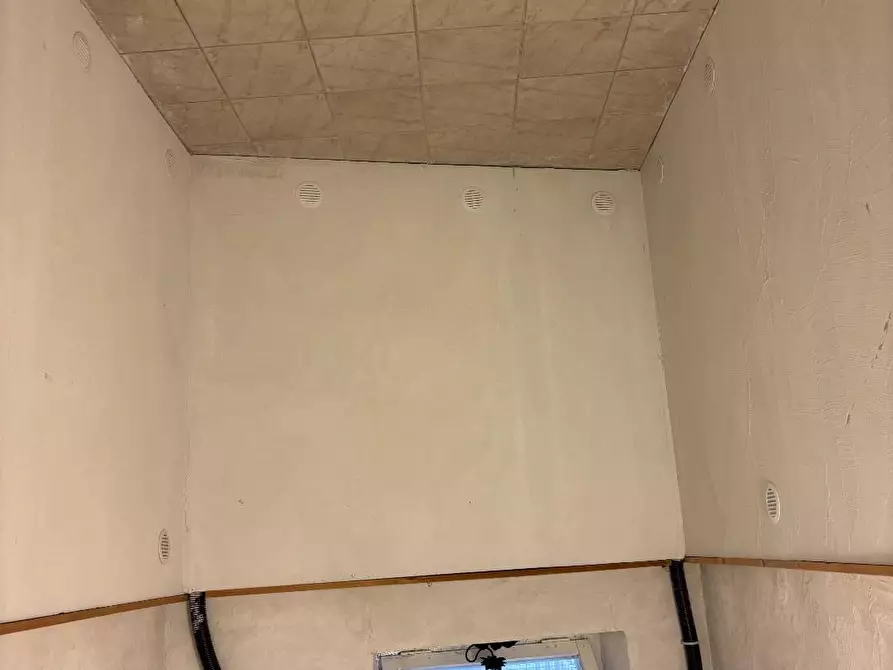 Immagine 15 di Appartamento in vendita  a Siena