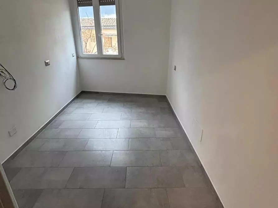 Immagine 11 di Appartamento in vendita  a Siena