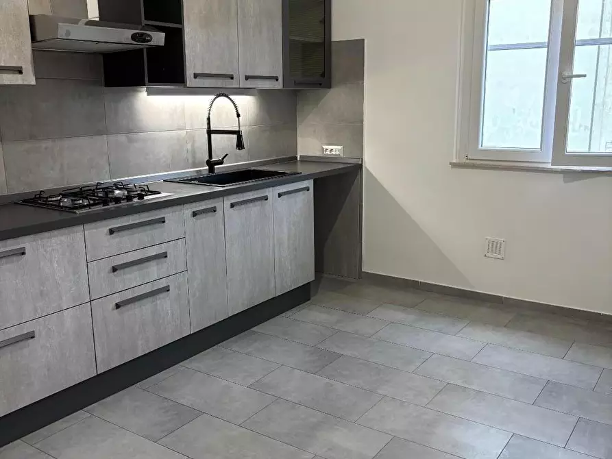 Immagine 8 di Appartamento in vendita  a Siena