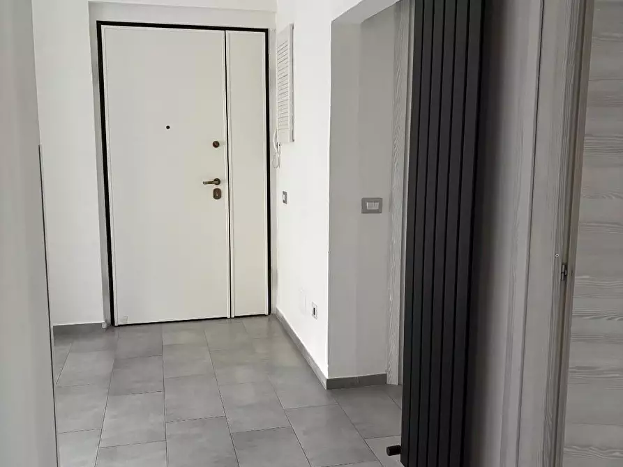 Immagine 1 di Appartamento in vendita  a Siena