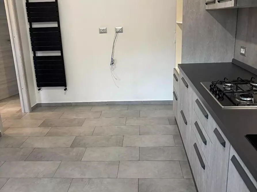 Immagine 6 di Appartamento in vendita  a Siena