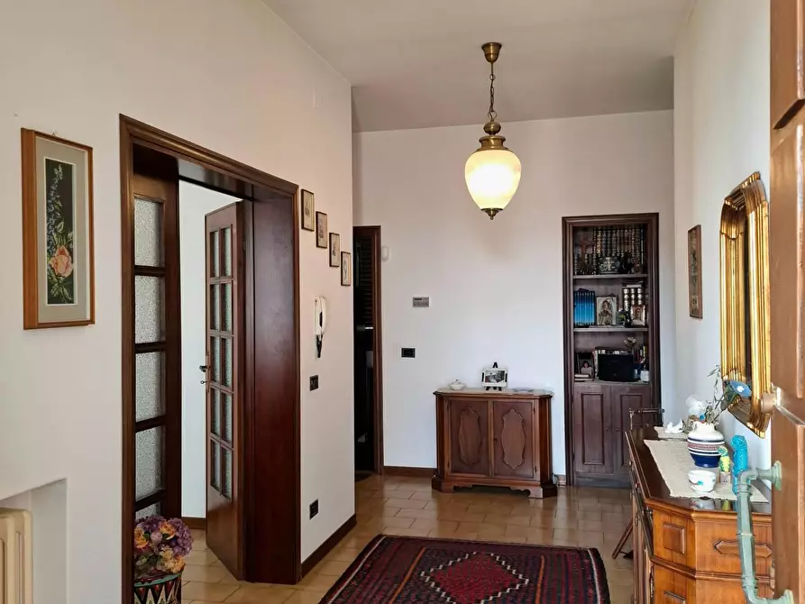 Immagine 2 di Villa in vendita  a Santa Croce Sull'arno