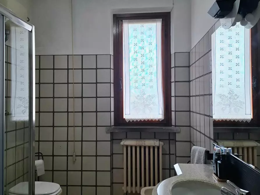 Immagine 33 di Villa in vendita  a Santa Croce Sull'arno