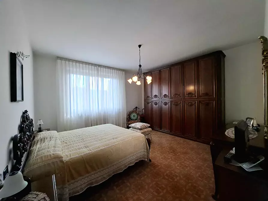 Immagine 19 di Villa in vendita  a Santa Croce Sull'arno