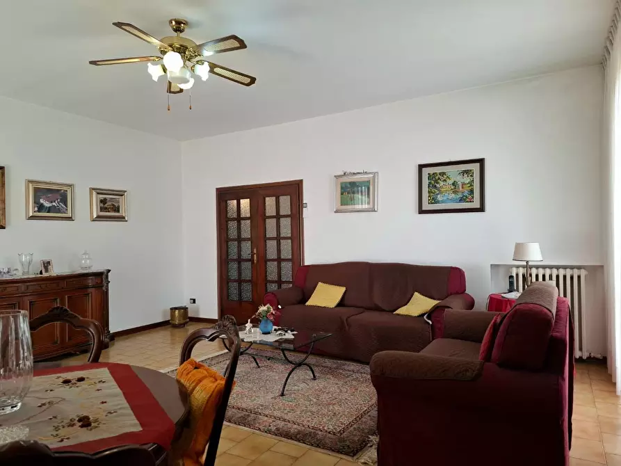 Immagine 7 di Villa in vendita  a Santa Croce Sull'arno